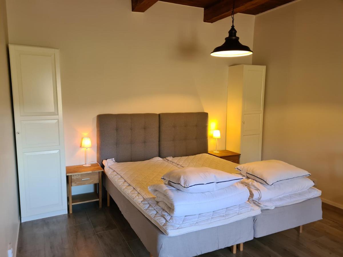 Byskolansvandrarhem Bronnestad Bagian luar foto