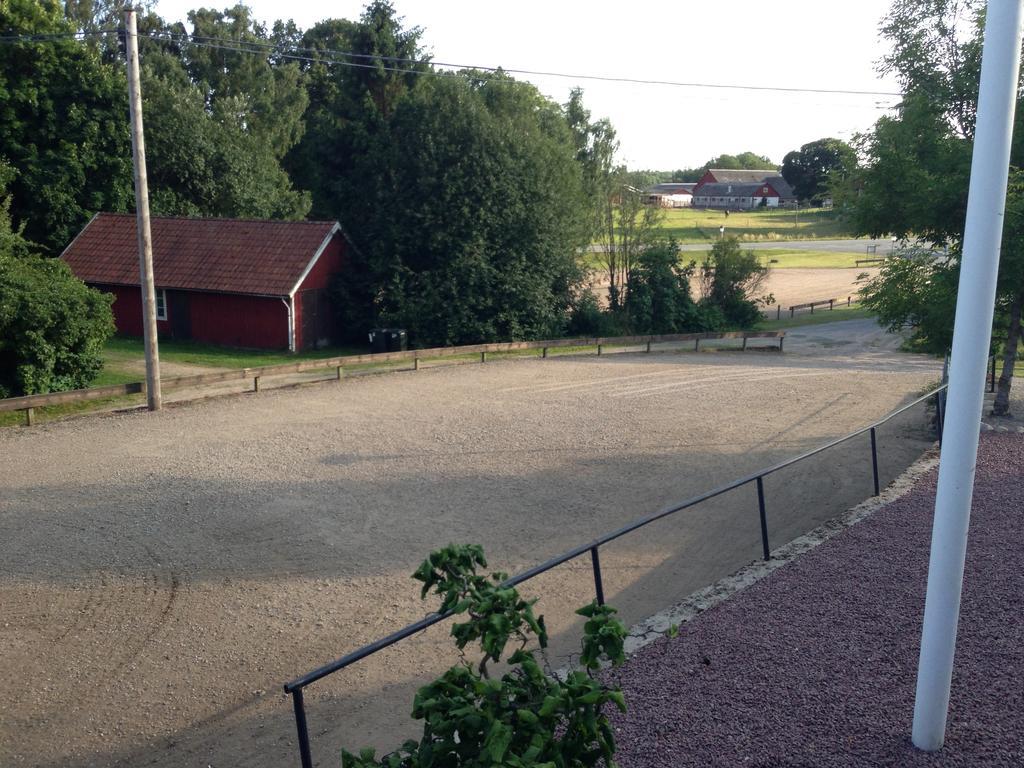 Byskolansvandrarhem Bronnestad Bagian luar foto