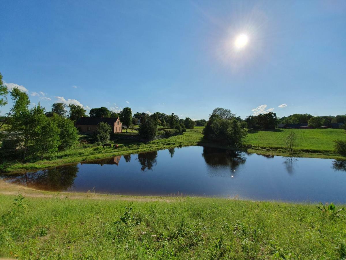 Byskolansvandrarhem Bronnestad Bagian luar foto