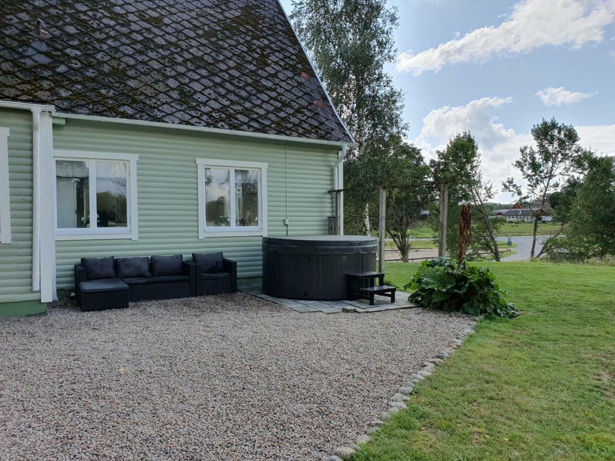 Byskolansvandrarhem Bronnestad Bagian luar foto